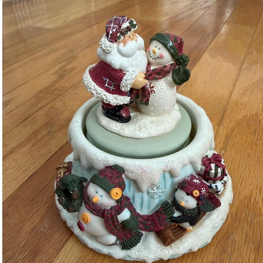 Vintage Christmas Musical Rotating Santa Snowman Penguin Figurine Holiday Decor